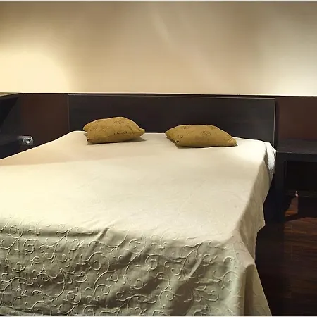 Apartament Zloty Pancerny Pociag Apartment *
