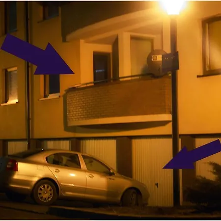 Apartament Zloty Pancerny Pociag Apartment *