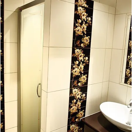 Apartament Zloty Pancerny Pociag Apartment