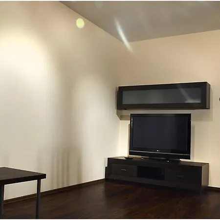 Apartament Zloty Pancerny Pociag *